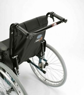 Облегченная усиленная инвалидная коляска Invacare Action 4 NG HD, ширина 50,5 см
