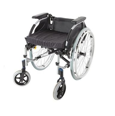 Полегшений інвалідний візок Invacare Action 2 NG, ширина 48 см